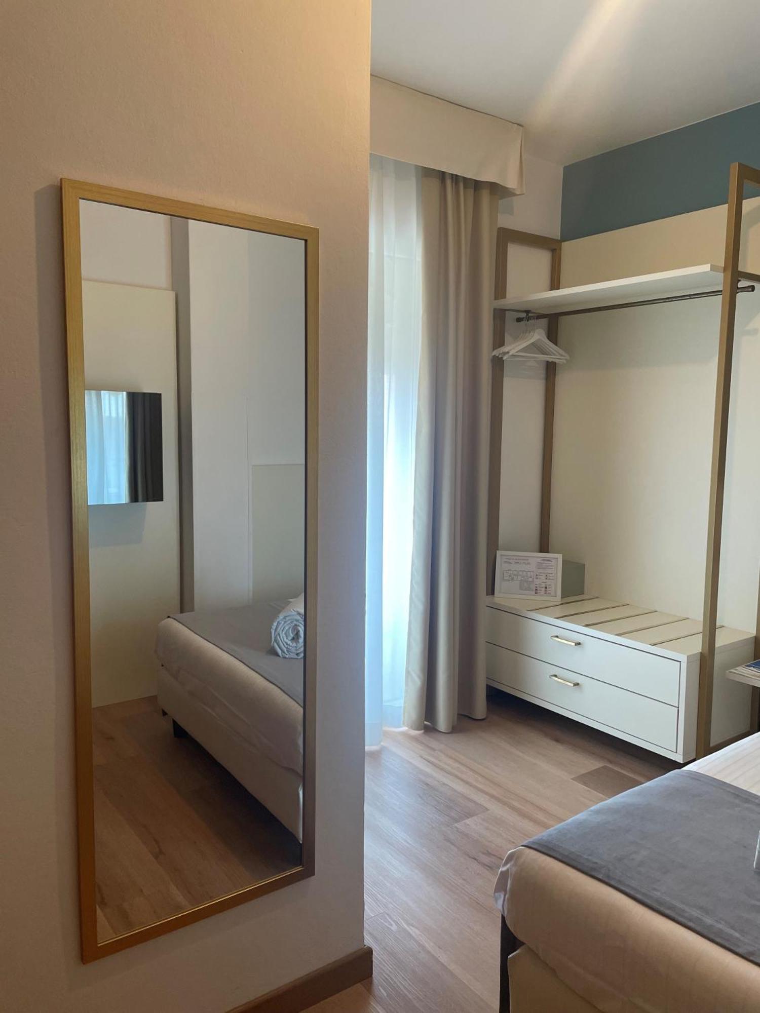 Hotel Al Sole Bardolino Quarto foto