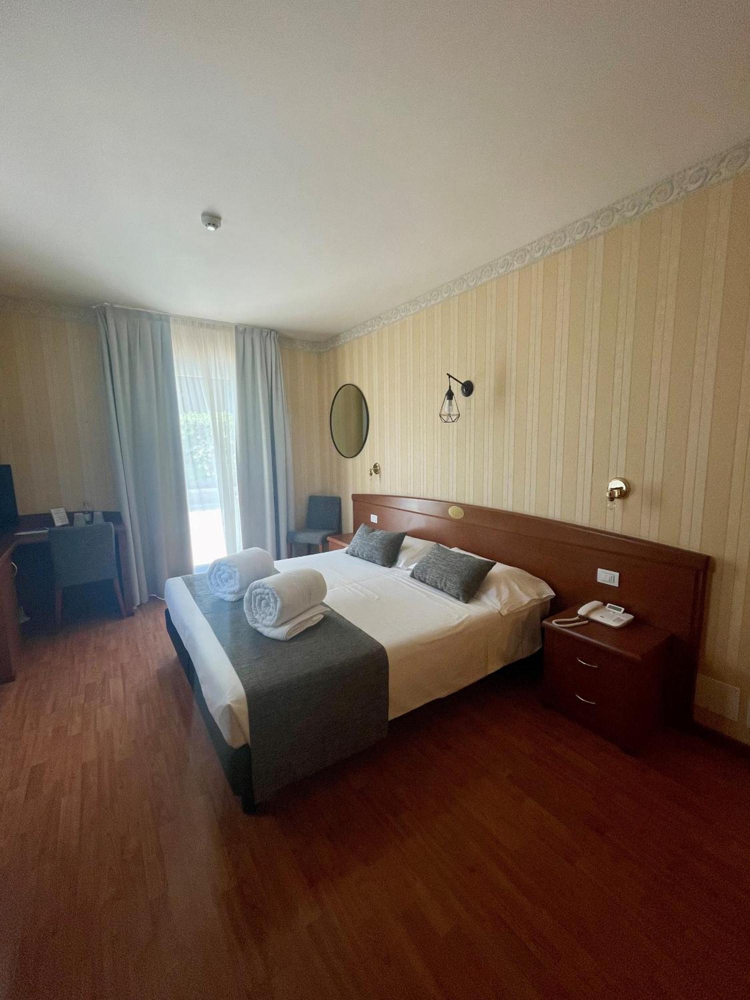 Hotel Al Sole Bardolino Quarto foto